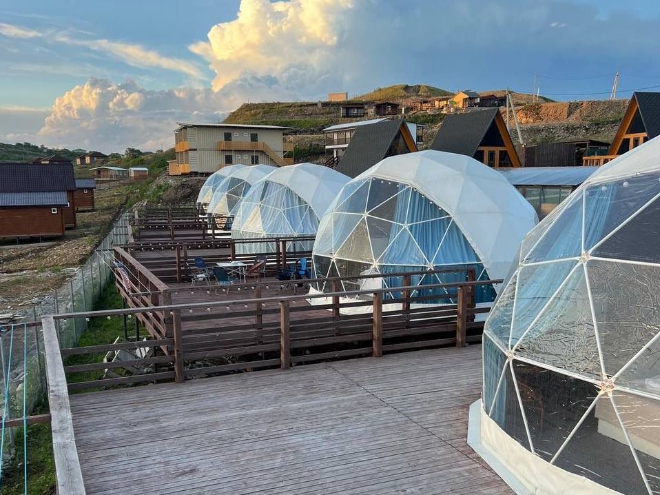 Глэмпинг Аквариум, поселок Славянка, Приморский край