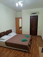 Стандарт двухкомнатный трехместный Номера: 6, Гостевой дом Казантип Центр, село Новоотрадное