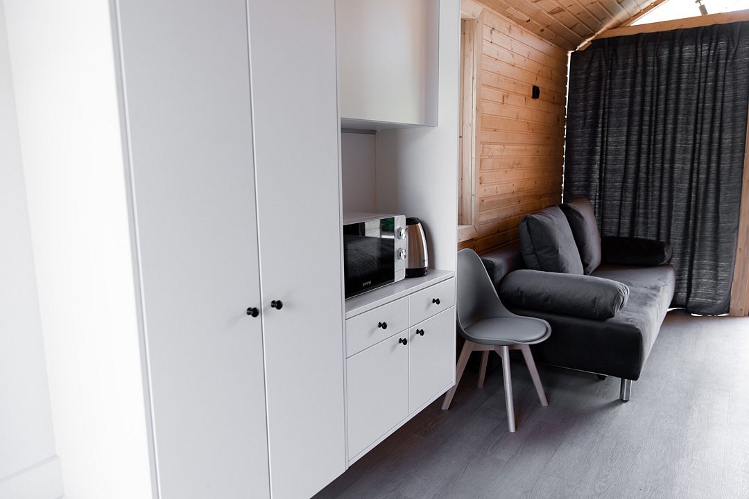 Дом 4-местный (с диваном)