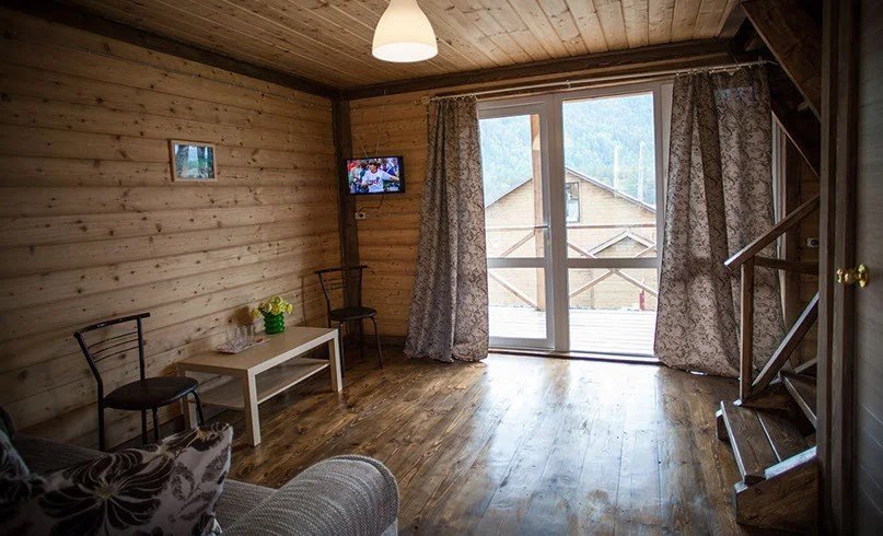 Люкс 4-местный 3-комнатный (50 м²)