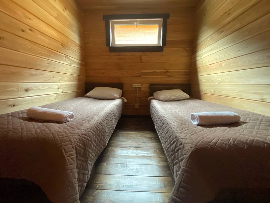 Люкс Плюс 6-местный 4-комнатный (100 м²)