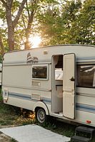 Автодом 3-х местный, Кемпинг Отель 1000 звёзд, поселок Янтарный