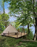 Шатёр на холме, Кемпинг Отель 1000 звёзд, поселок Янтарный