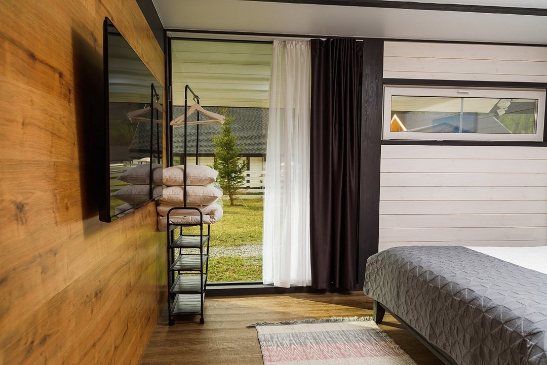 Коттедж 6-местный №2 (12 соток)