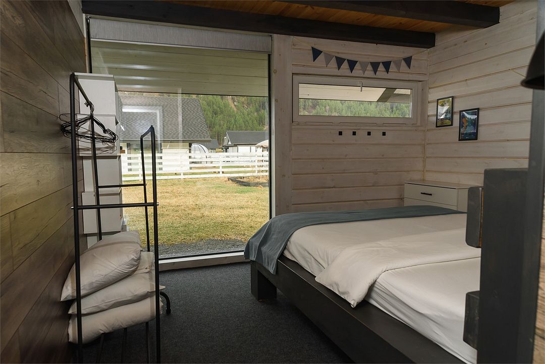 Коттедж 6-местный №3 (12 соток)