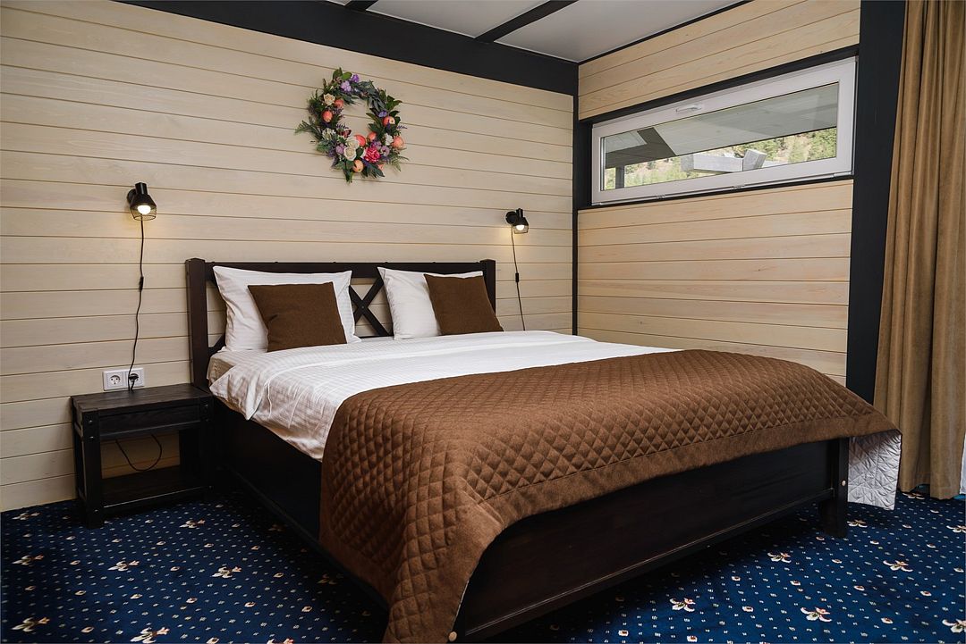 Коттедж 6-местный №40 (12 соток)