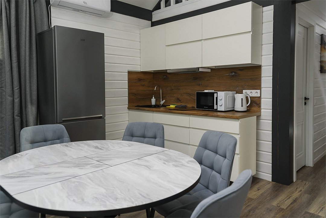 Коттедж 6-местный №44 (12 соток)