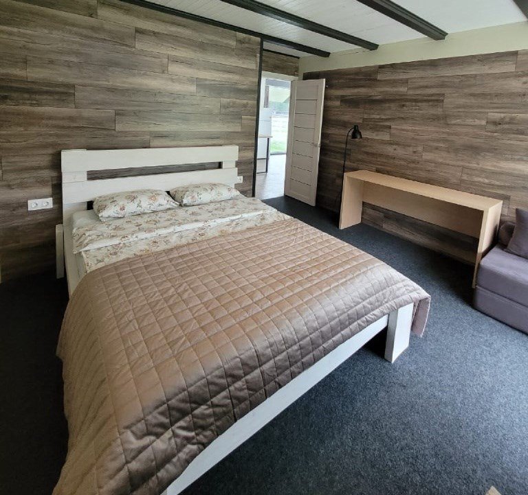 Коттедж 6-местный №6 (12 соток)