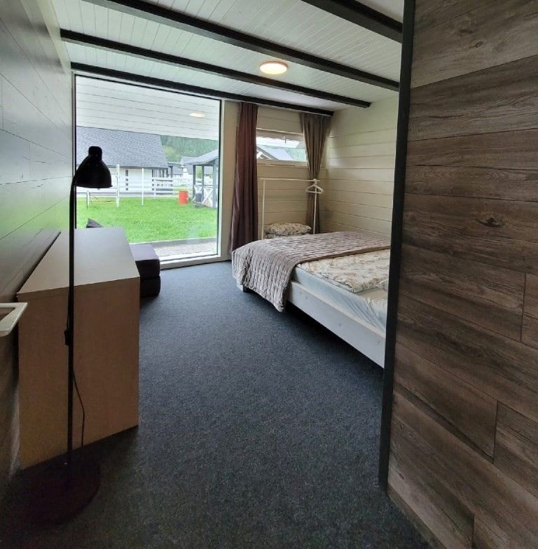 Коттедж 6-местный №6 (12 соток)