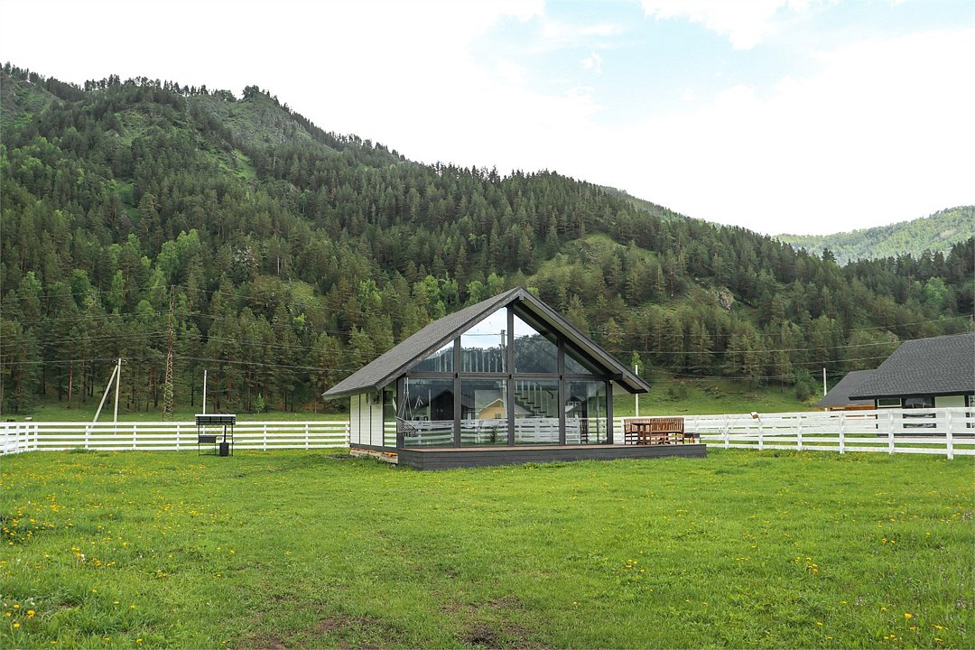 Коттедж 6-местный №61 (11 соток)