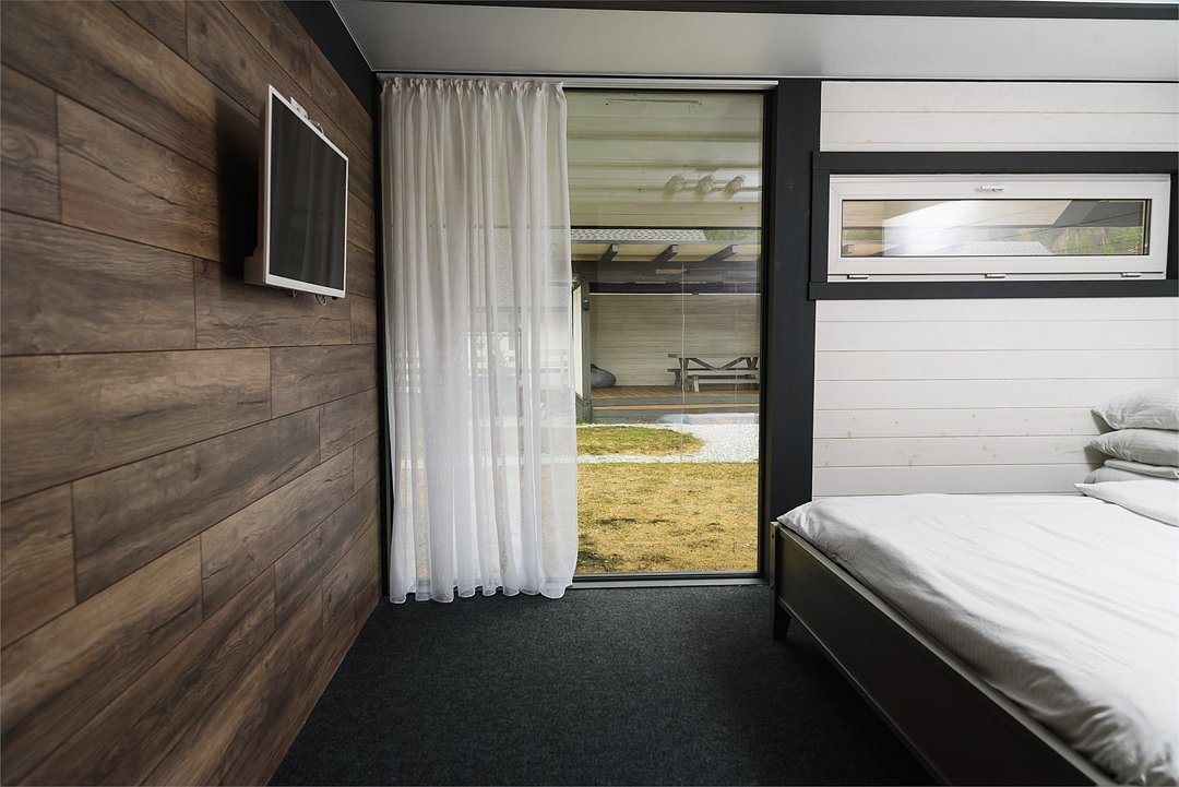 Коттедж 6-местный №7 (12 соток)