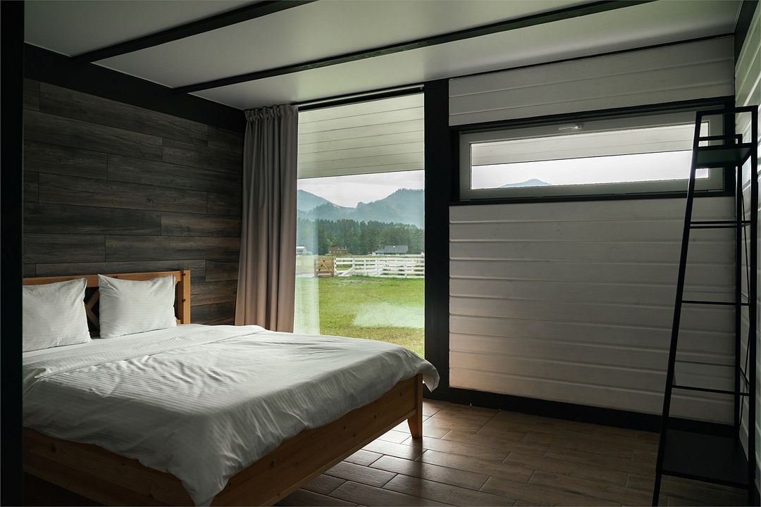 Коттедж 6-местный №70 (12 соток)