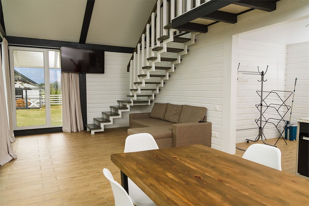 Коттедж 6-местный №70 (12 соток)