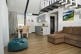 Коттедж 6-местный №75, 13 соток, Коттеджный комплекс Альпинс residence, село Чепош