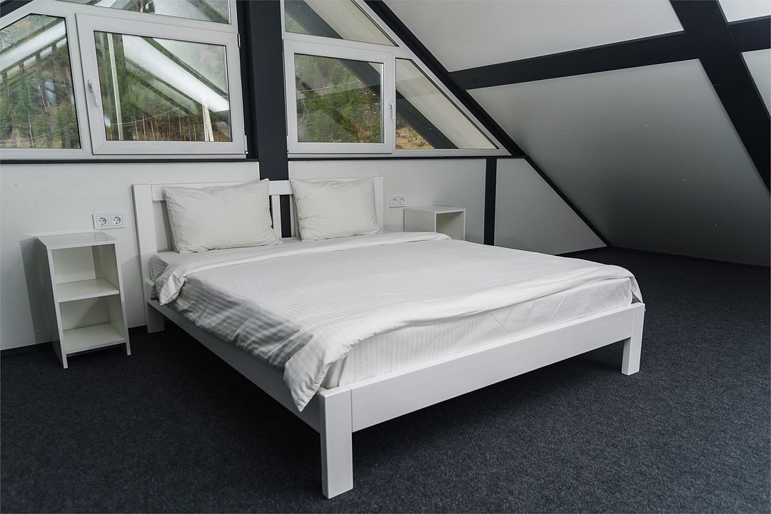 Коттедж 6-местный №86/2 (12 соток)