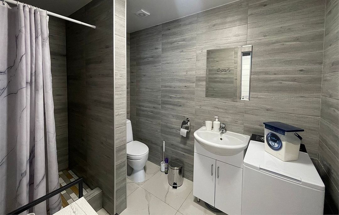 Коттедж 8-местный №13 (12 соток)