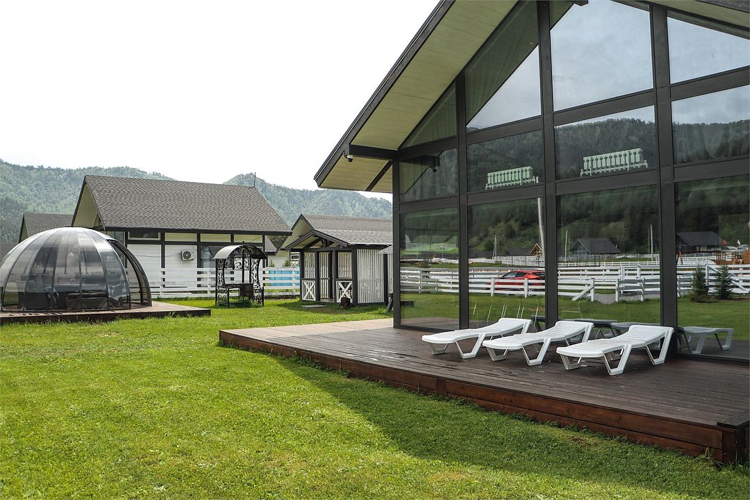 Коттедж 8-местный №14 (12 соток)