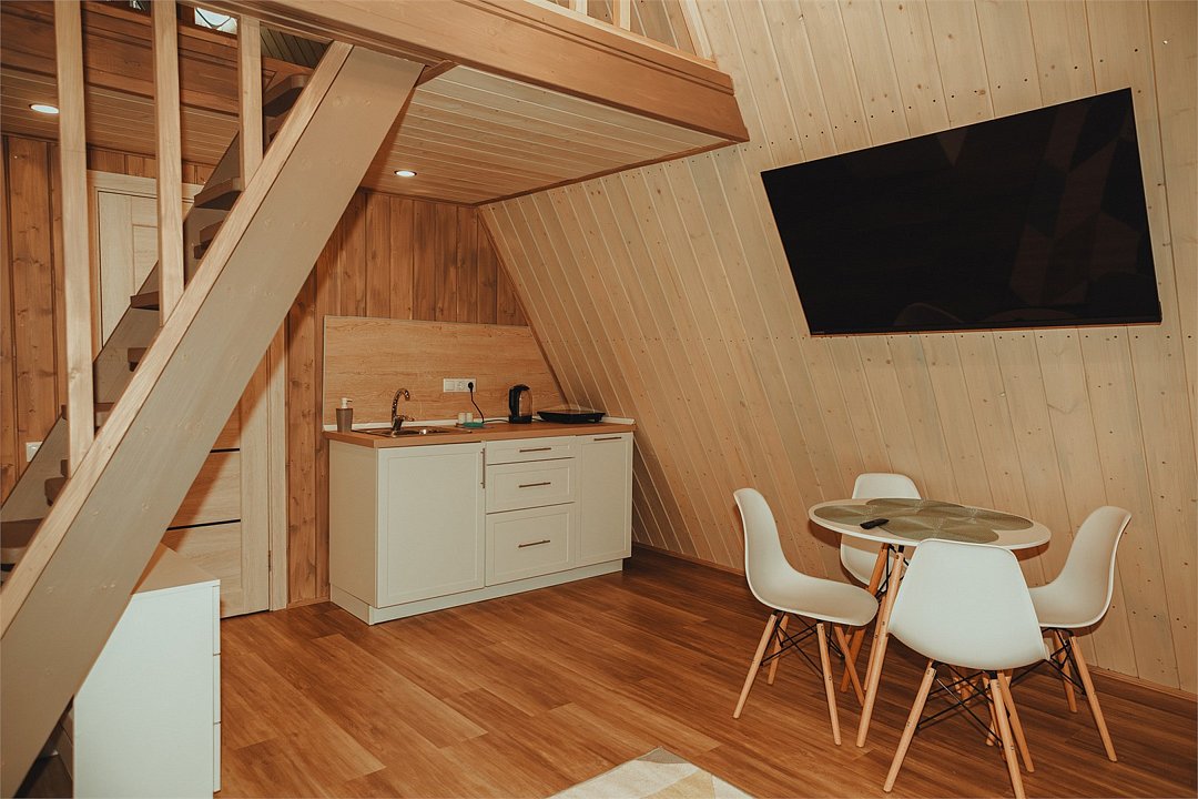 А-фрейм 2-местный 2-комнатный (Дом в лесу)