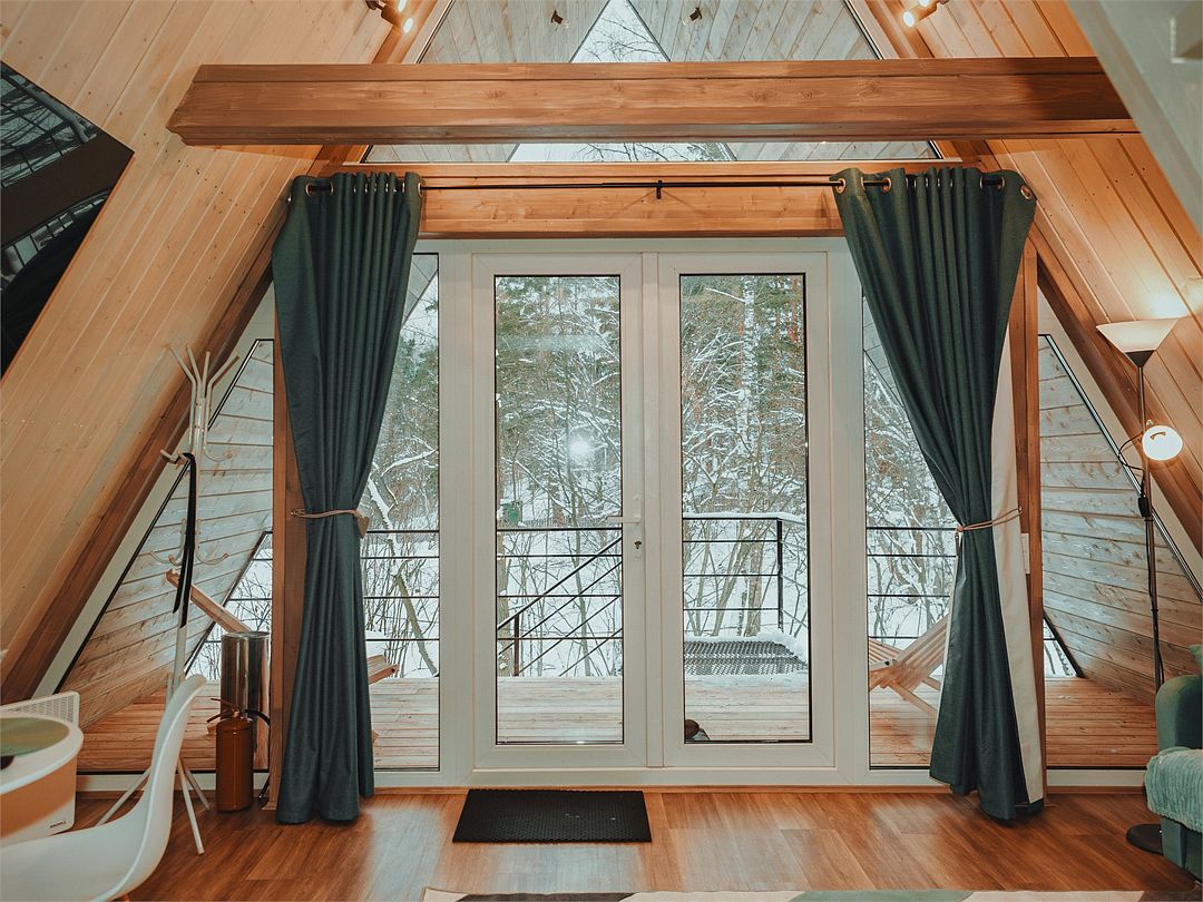 А-фрейм 2-местный 2-комнатный (Дом в лесу)