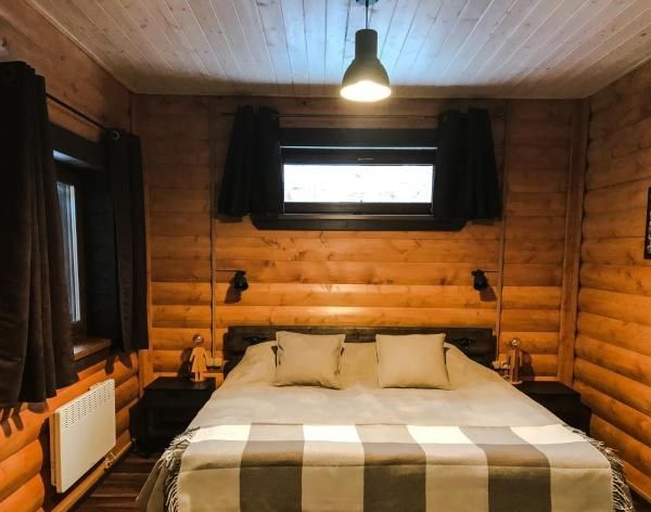 Дом 2-местный 1-комнатный (с ванной и террасой)