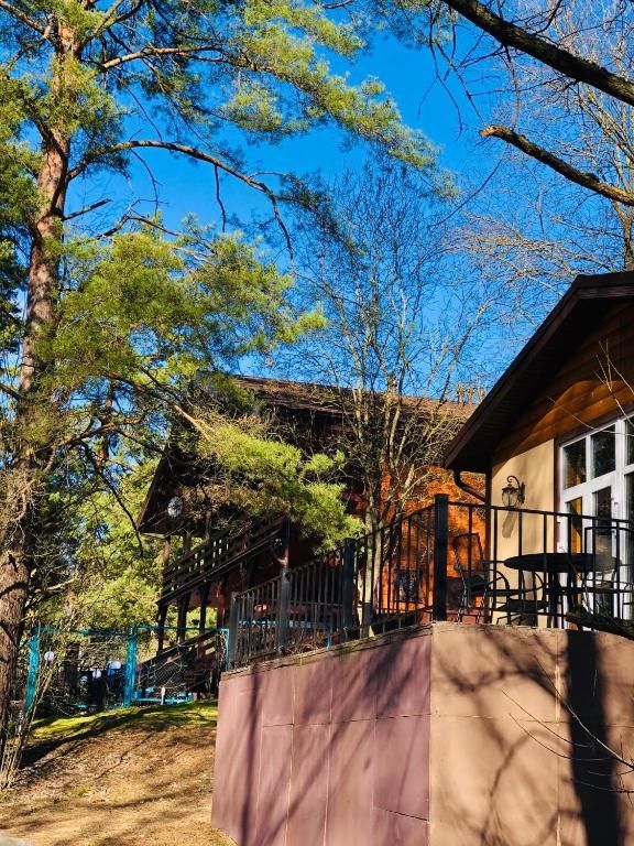 Коттедж 4-местный 2-комнатный (Люкс)