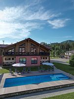 Большая половина Шале «Рыжий Кот», Шале Рыжий Кот, Манжерок