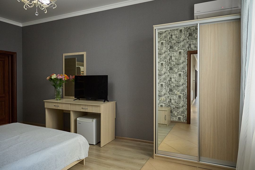 Семейный 4-местный 1-комнатный (с двухярусной кроватью)