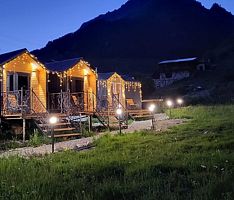 Дом, База отдыха  Орлиный Утёс, Терскол