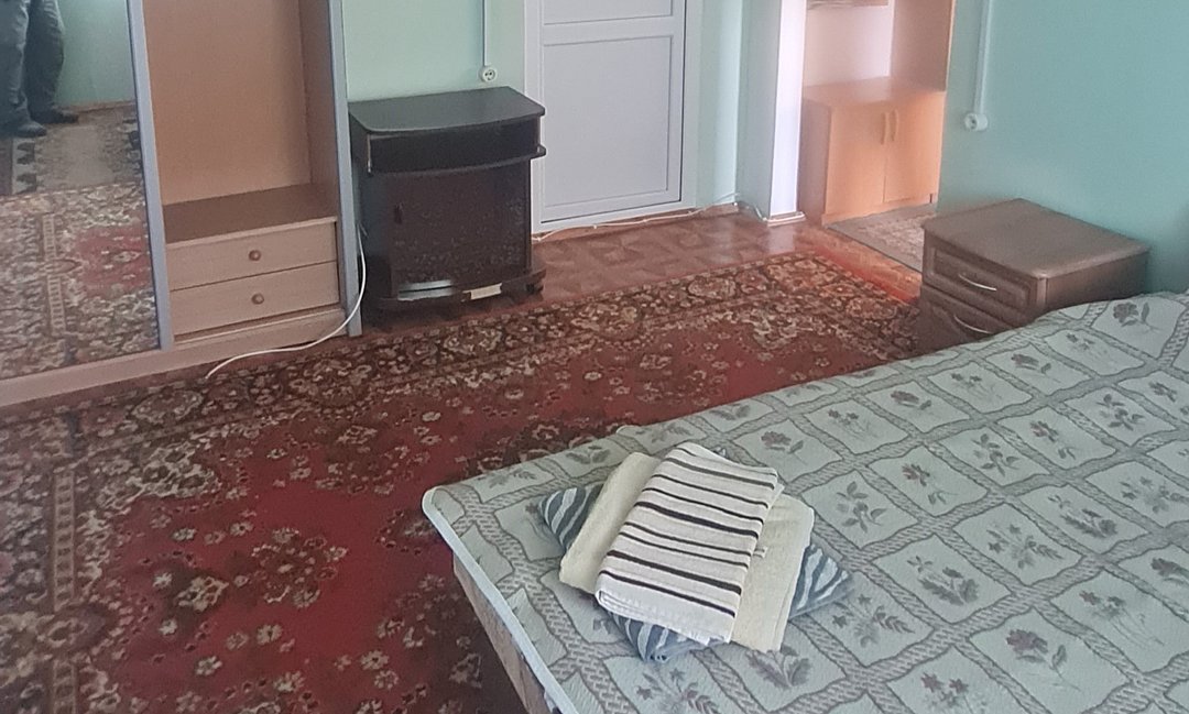 Коттедж 2-местный 2-комнатный (с верандой)