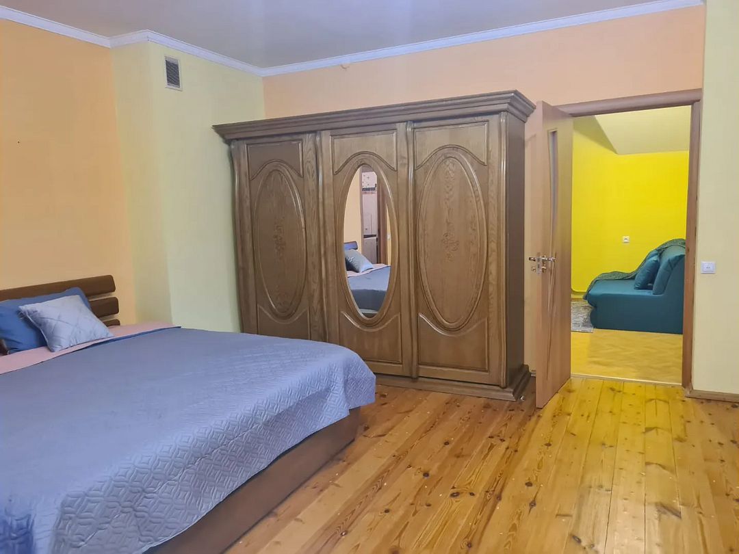 Дом 4-местный 4-комнатный (107)