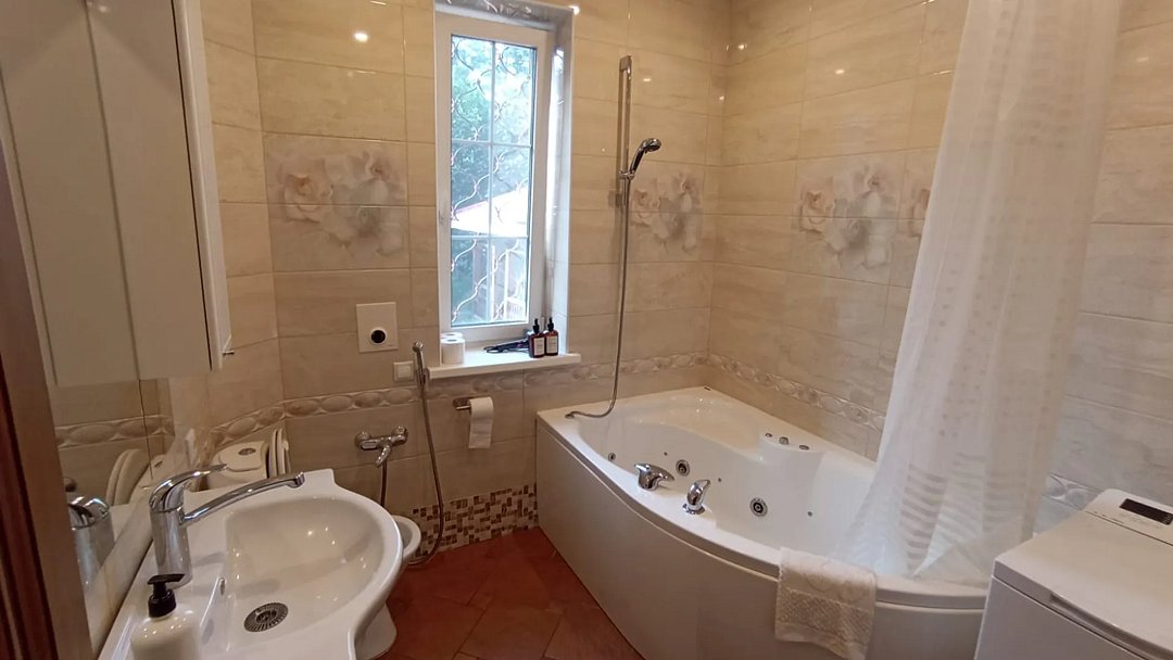 Дом 4-местный 4-комнатный (107)