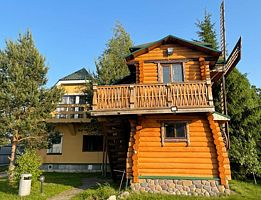 Коттедж с балконом и с видом на реку, База отдыха Свирская, Свирица