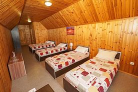 Стандарт 6-местный, Гостевой дом Уютный дом (Лоо), Лоо