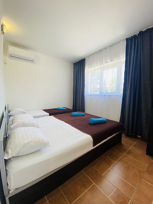 Эконом 3-местный