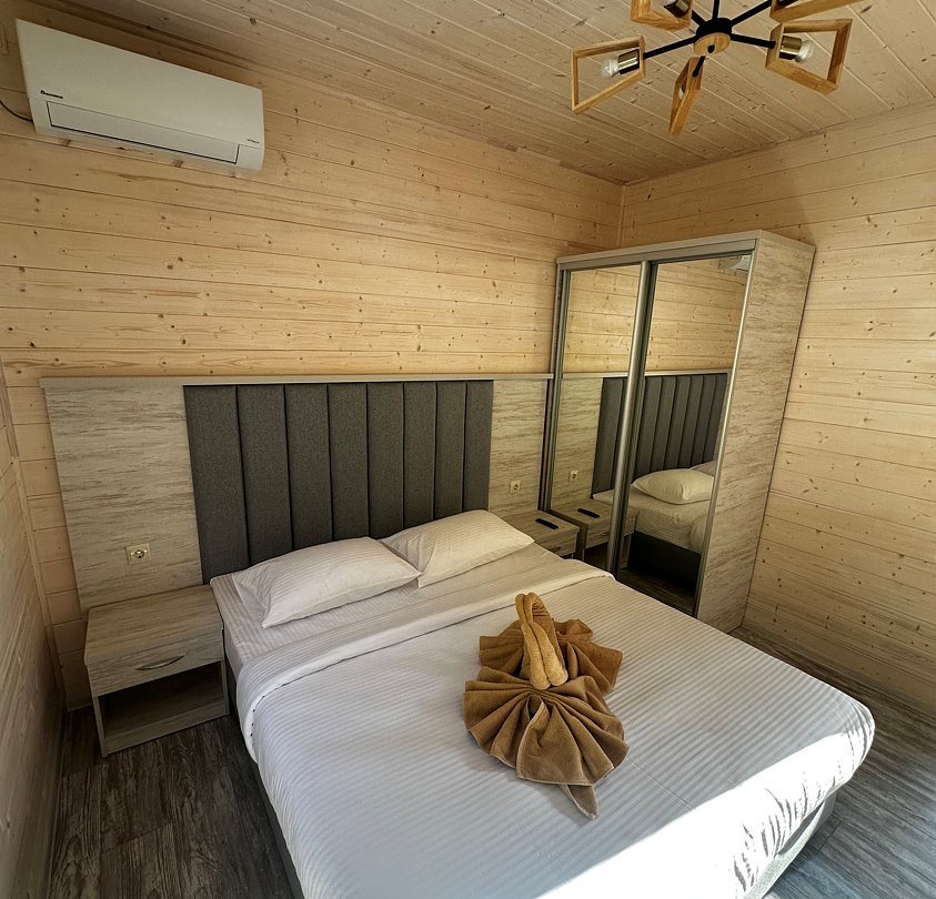 Домик 4-местный 2-комнатный