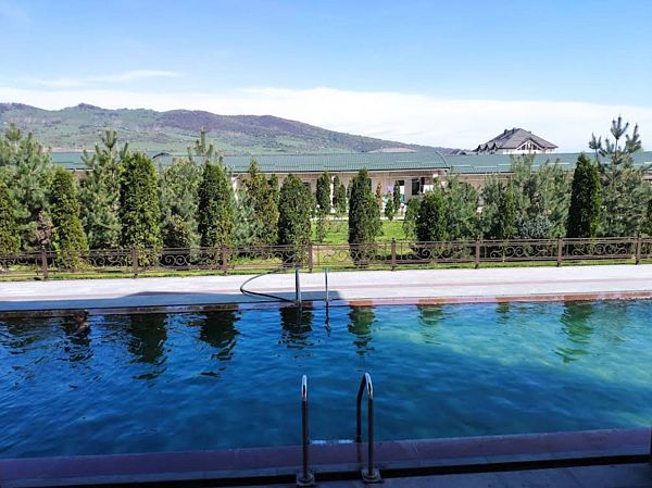 Горячие источники Аушигер