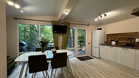 Дом Семейный, Дом отдыха Дача в горах, село Хасаут-Греческое