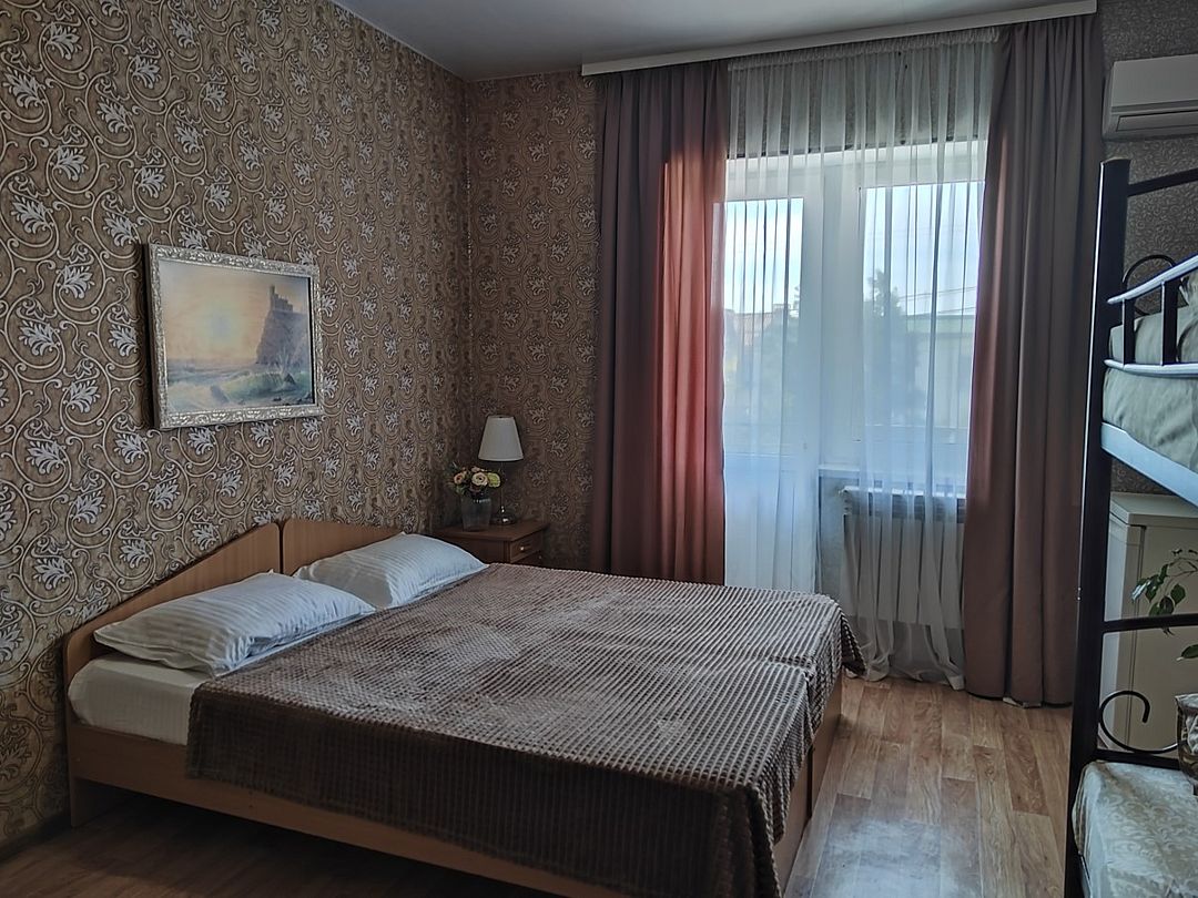 Номер 4-местный 1-комнатный (2 этаж)