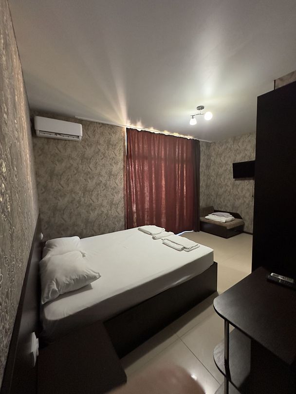 Полулюкс 3-местный (без балкона)