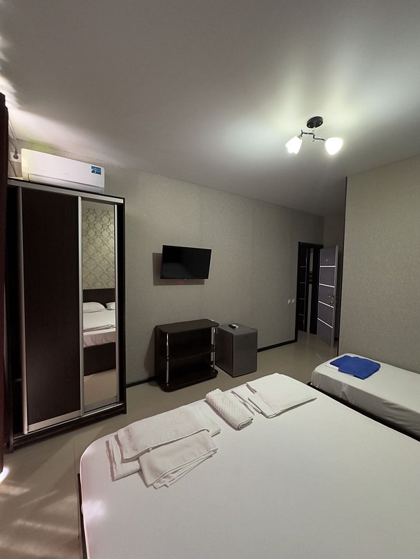 Полулюкс 3-местный (без балкона)