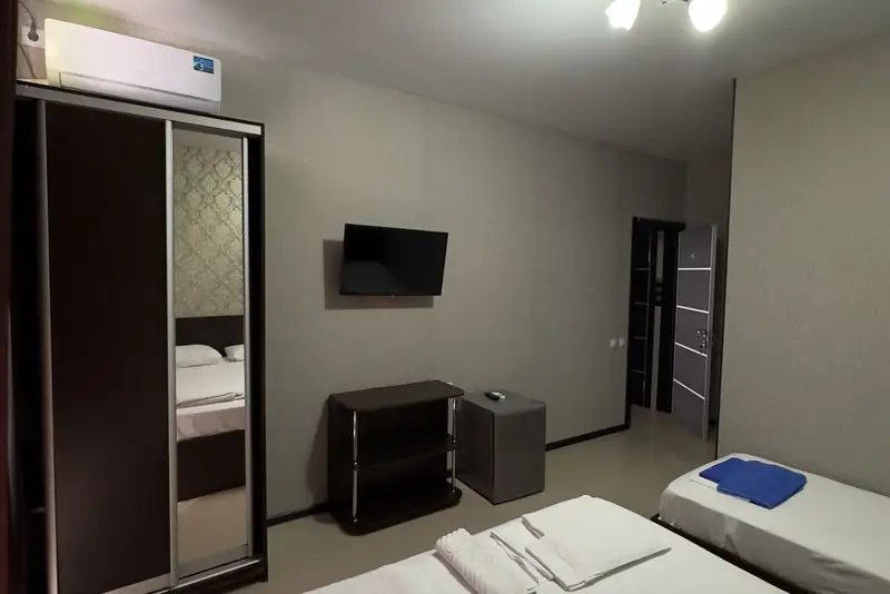 Полулюкс 3-местный (с балконом)