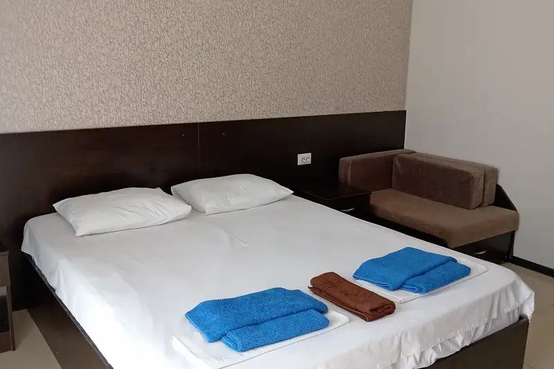 Стандартный 3-местный (с балконом)