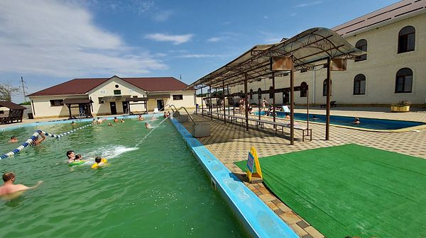 Термальный бассейн «Цунами» 