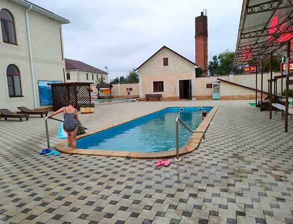 Термальный бассейн «Цунами» 