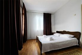 Семейный номер Economy Корпус 3 с 3 комнатами рядом с пляжем, Парк-отель Рубас, Дербент