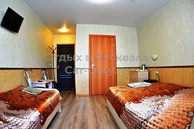 Трёхместный номер Standard с балконом, Гостевой дом Царь горы, поселок Рускеала