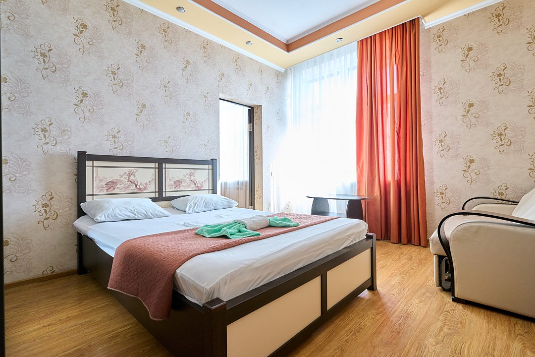 Стандартный 4-местный 2-комнатный