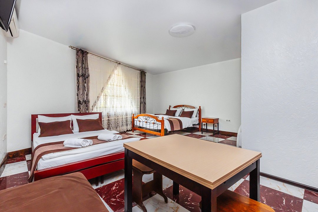 Апартаменты 10-местный 5-комнатный (№106)