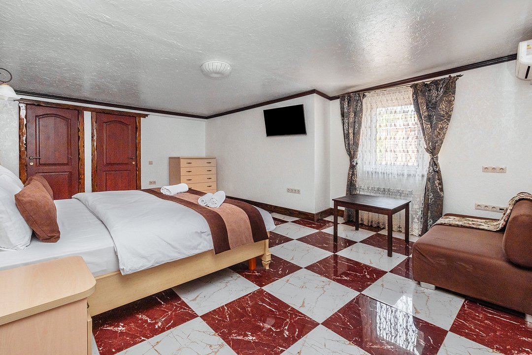 Апартаменты 10-местный 5-комнатный (№106)