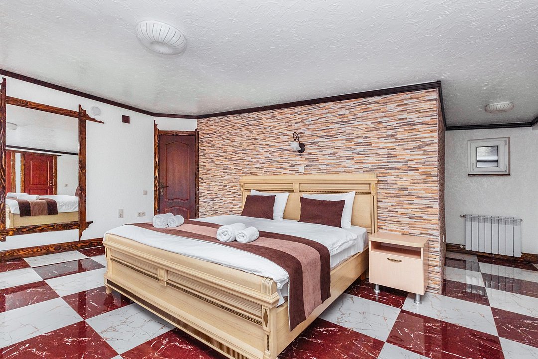 Апартаменты 10-местный 5-комнатный (№106)